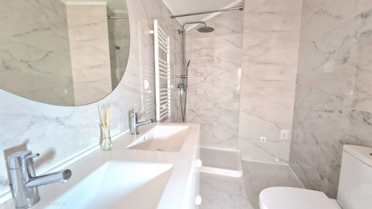 Apartamento T3 para Venda em Cascais e Estoril Foto 25