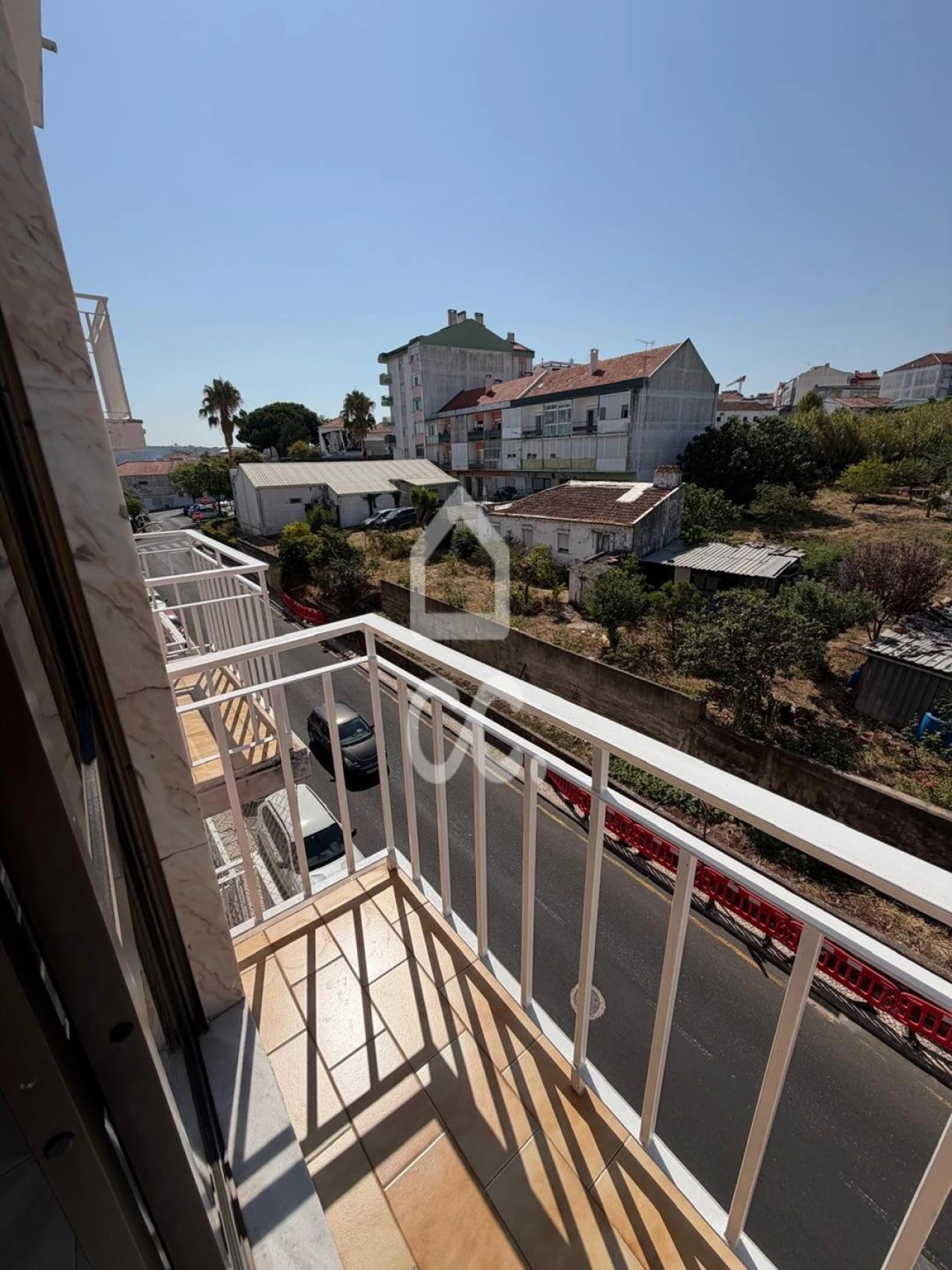 Apartamento T2 para Arrendamento em Loures Foto 4