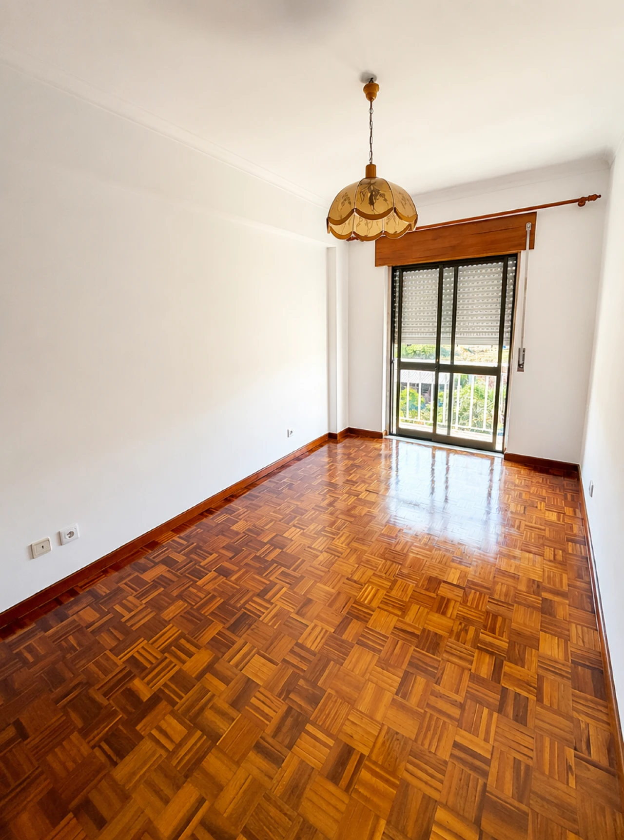 Apartamento T2 para Arrendamento em Loures Foto 7