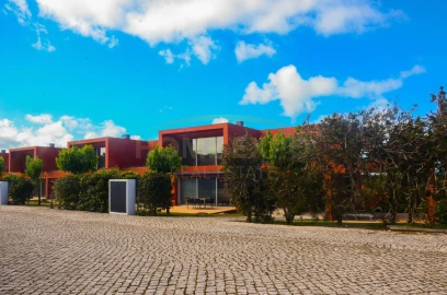 Moradia T3 para Arrendamento em Vau