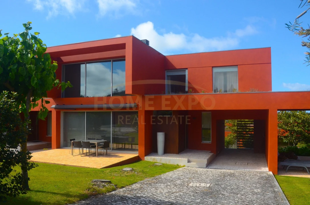Moradia T3 para Arrendamento em Vau Foto 1