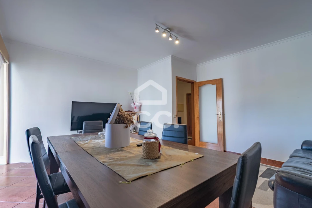 Apartamento T3 para Venda em Selho (São Jorge) Foto 3