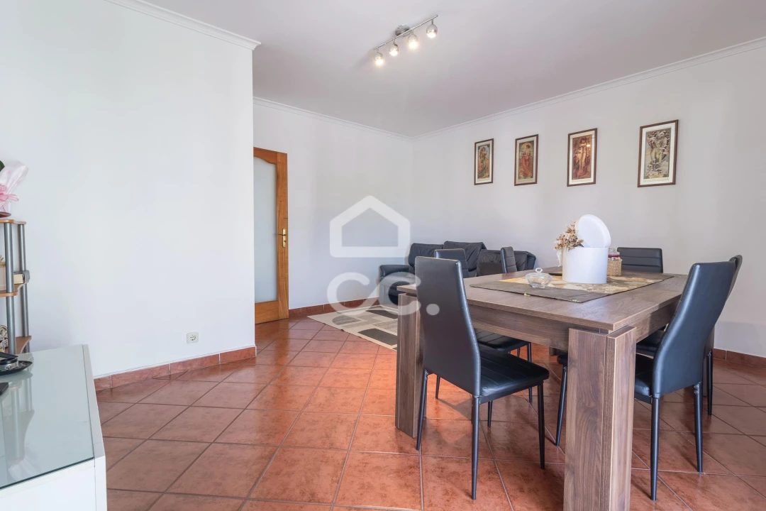 Apartamento T3 para Venda em Selho (São Jorge) Foto 5