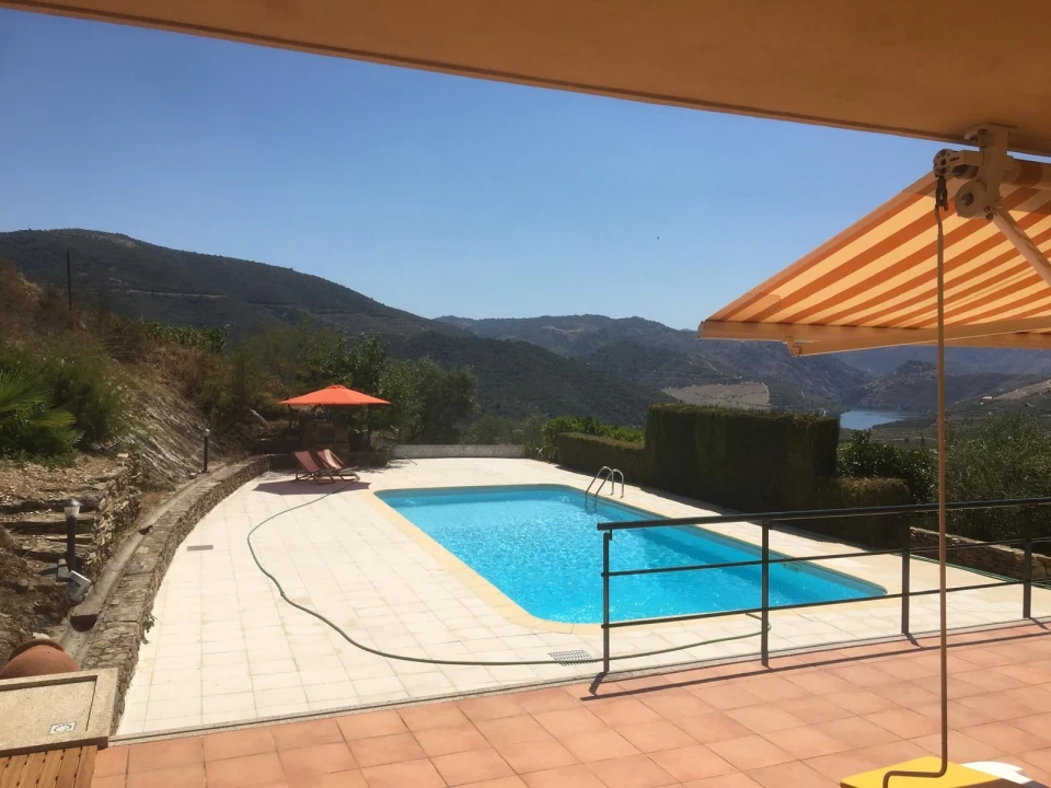 Quinta T3 para Venda em Seixo de Ansiães Foto 2