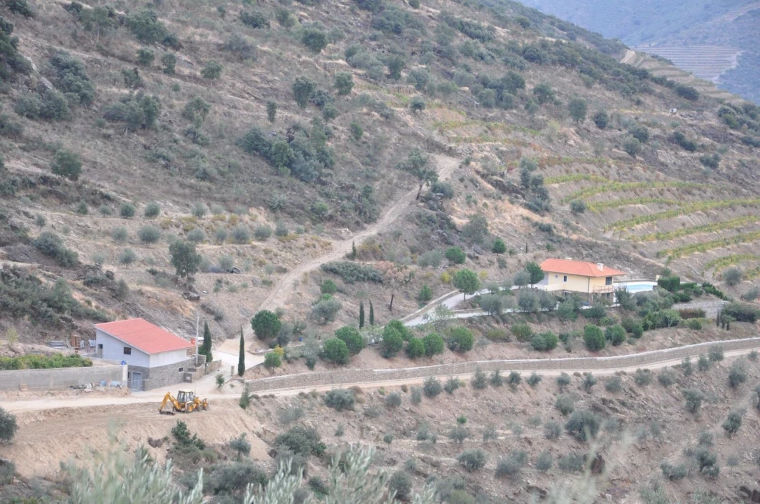 Quinta T3 para Venda em Seixo de Ansiães Foto 23
