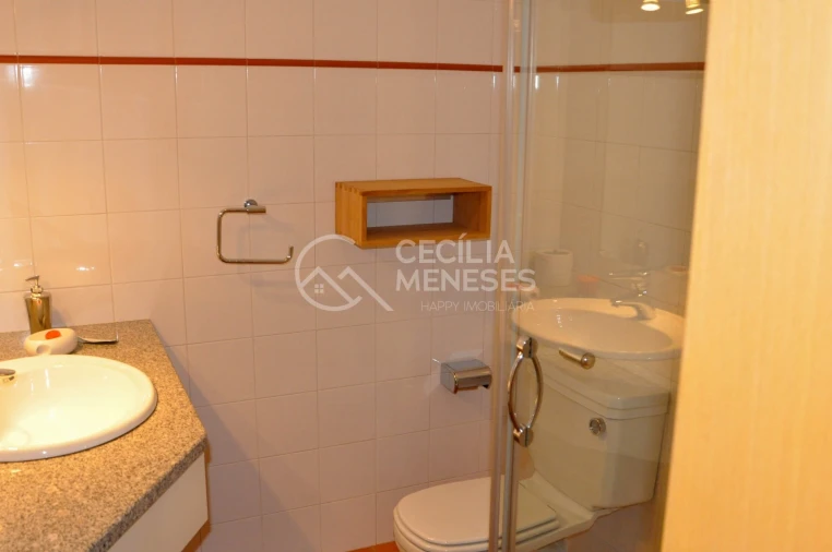Quinta T3 para Venda em Seixo de Ansiães Foto 11