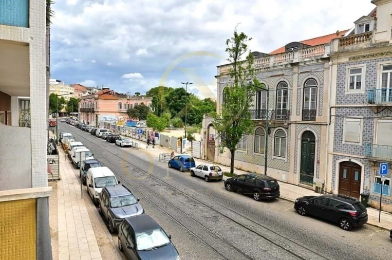 Apartamento T1 para Arrendamento em Arroios Foto 16
