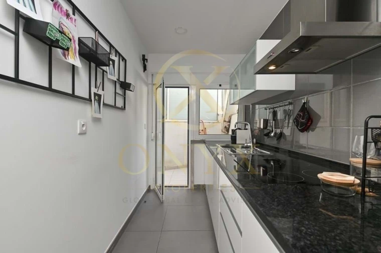 Apartamento T1 para Arrendamento em Arroios Foto 7