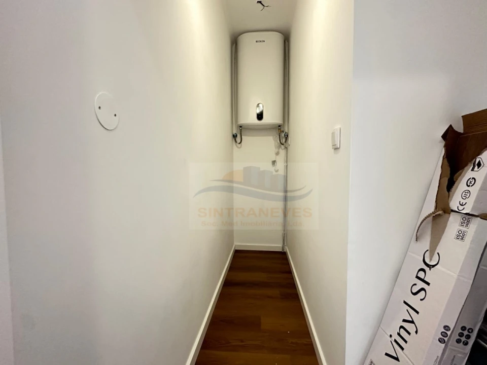 Apartamento T2 para Venda em Venteira Foto 18