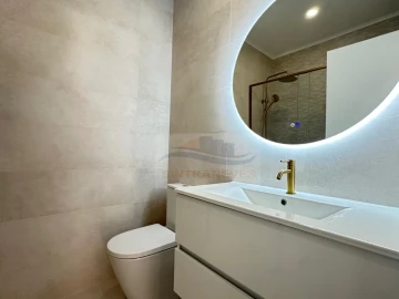 Apartamento T2 para Venda em Venteira