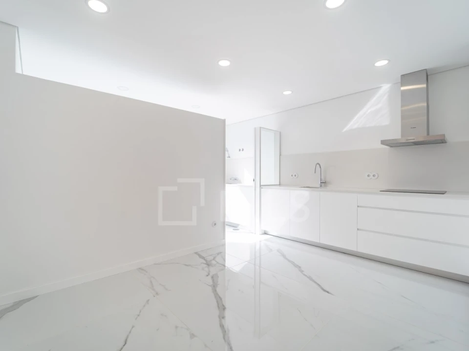 Apartamento T3 para Venda em Lordelo do Ouro e Massarelos Foto 4