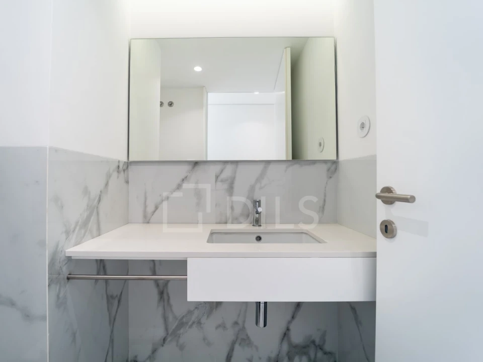 Apartamento T3 para Venda em Lordelo do Ouro e Massarelos Foto 26