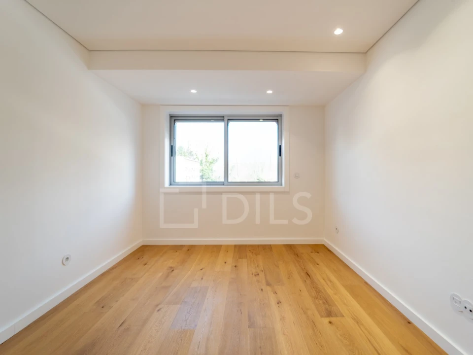 Apartamento T3 para Venda em Lordelo do Ouro e Massarelos Foto 8