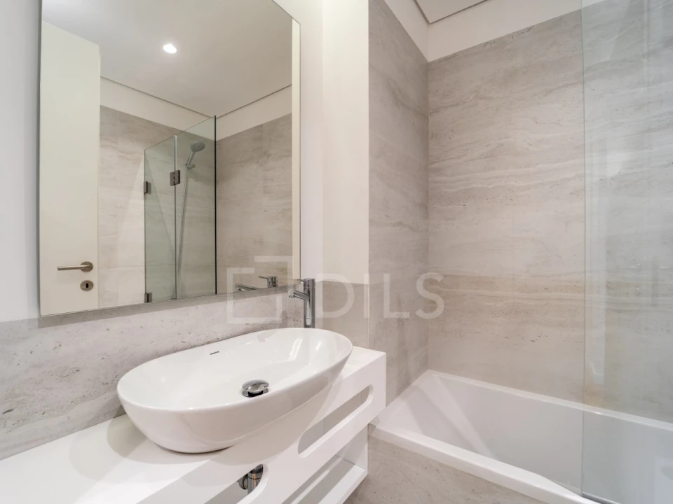 Apartamento T3 para Venda em Lordelo do Ouro e Massarelos Foto 34