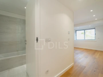 Apartamento T3 para Venda em Lordelo do Ouro e Massarelos