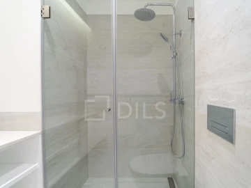 Apartamento T3 para Venda em Lordelo do Ouro e Massarelos