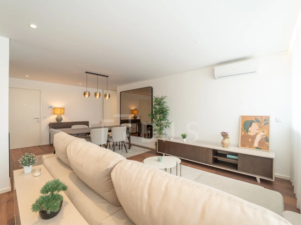 Apartamento T2 para Venda em Mafamude e Vilar do Paraíso Foto 4