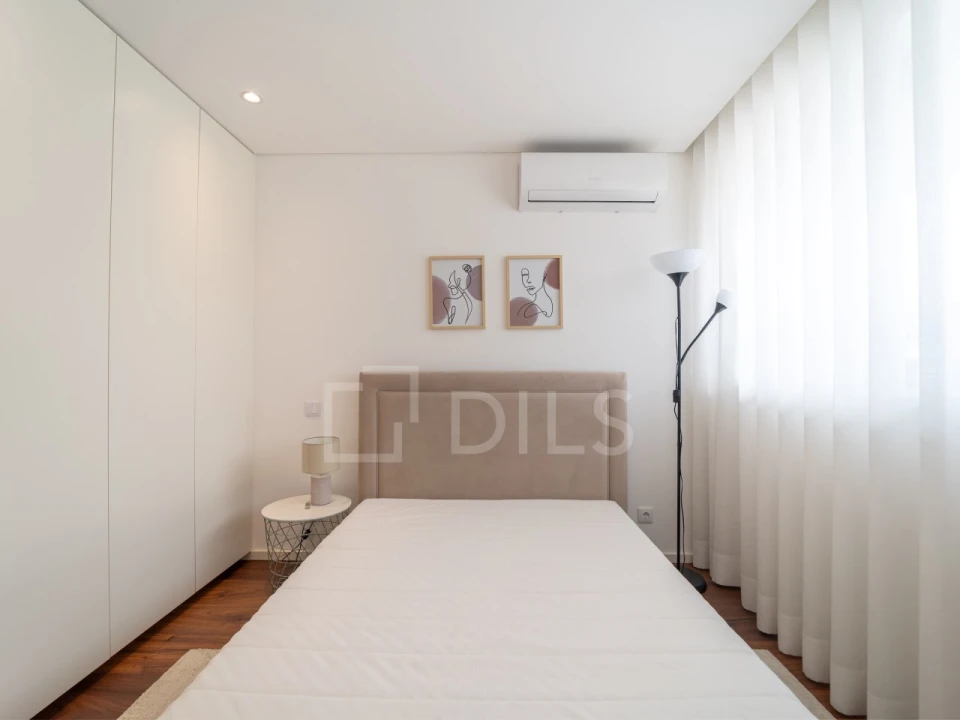 Apartamento T2 para Venda em Mafamude e Vilar do Paraíso Foto 26