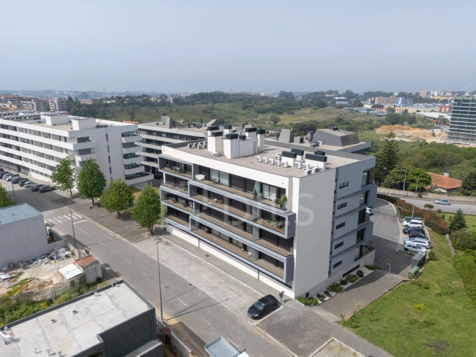Apartamento T2 para Venda em Mafamude e Vilar do Paraíso Foto 34