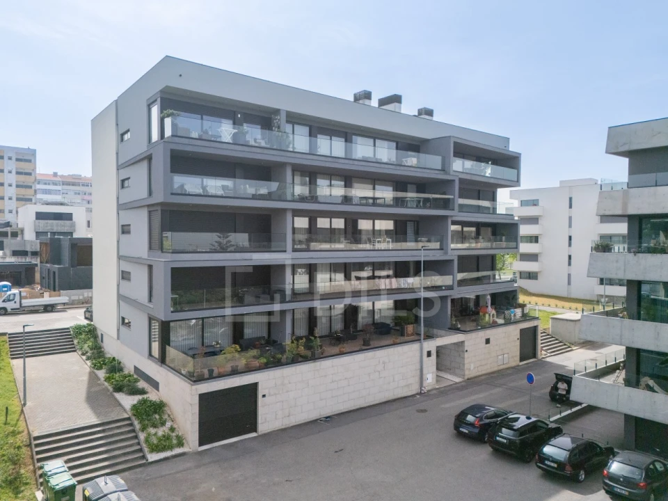 Apartamento T2 para Venda em Mafamude e Vilar do Paraíso Foto 39