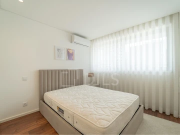 Apartamento T2 para Venda em Mafamude e Vilar do Paraíso