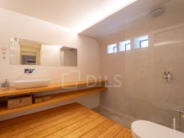 Moradia T2 para Venda em Lordelo do Ouro e Massarelos