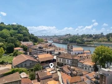 Moradia T2 para Venda em Lordelo do Ouro e Massarelos