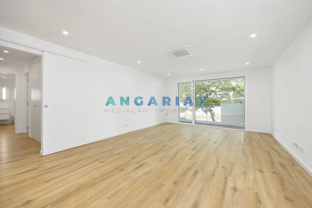 Apartamento T2 para Venda em Nazare Foto 2