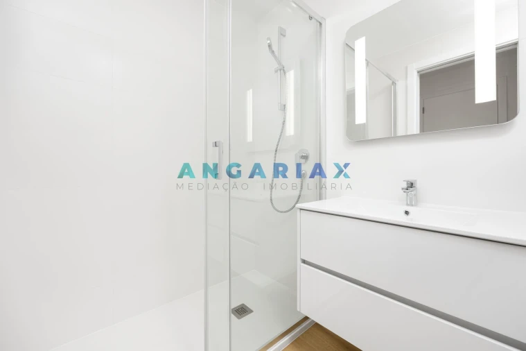 Apartamento T2 para Venda em Nazare Foto 18