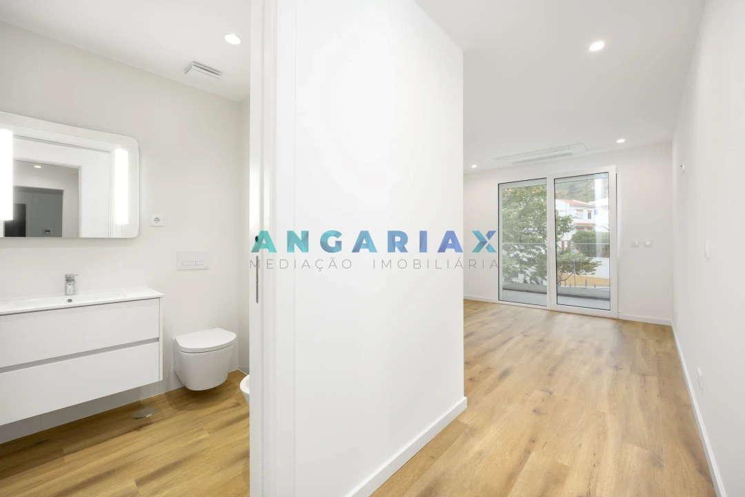 Apartamento T2 para Venda em Nazare Foto 10