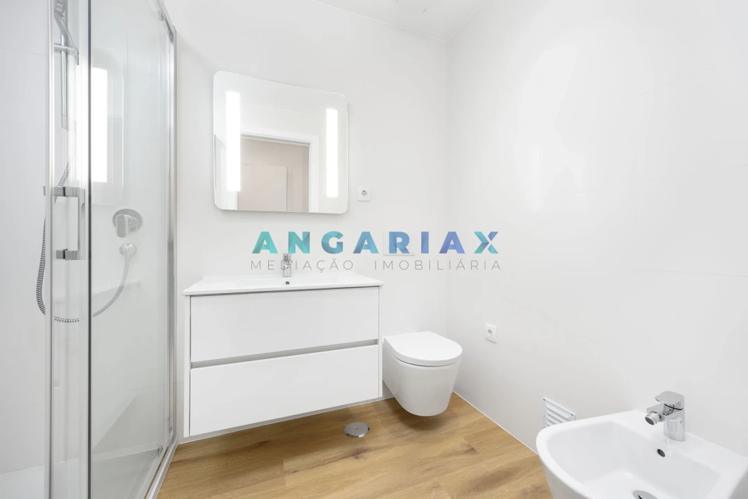 Apartamento T2 para Venda em Nazare Foto 14