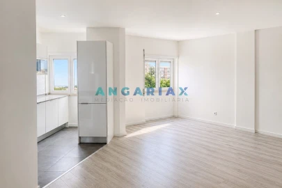 Apartamento T0 para Venda em Buarcos