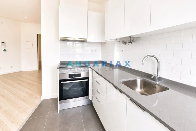 Apartamento T0 para Venda em Buarcos Foto 7