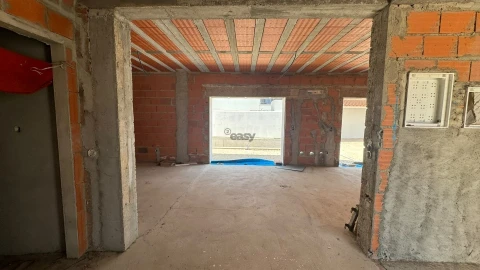 Moradia T5 para Venda em Castro Verde e Casével