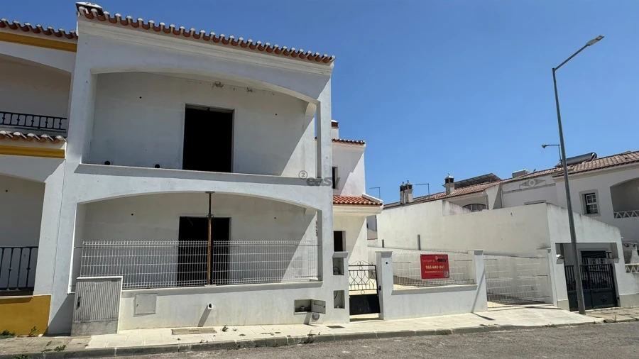 Moradia T5 para Venda em Castro Verde e Casével Foto 2