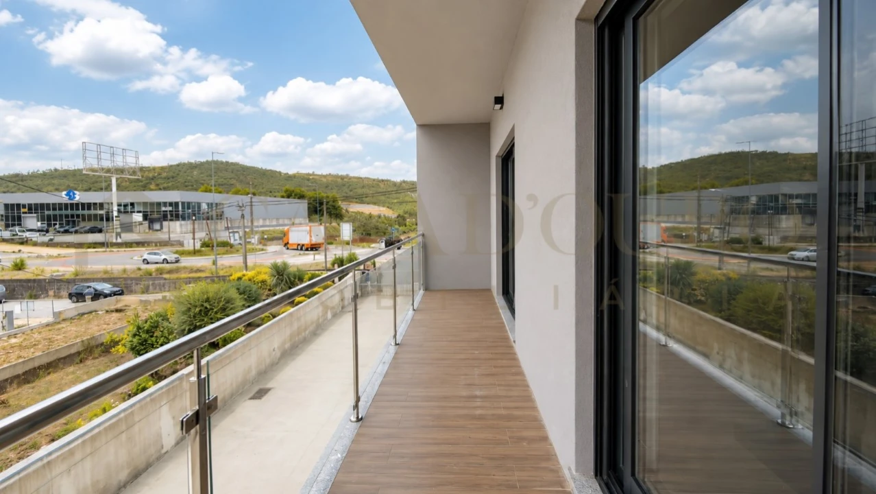 Apartamento T1 para Venda em Fânzeres e São Pedro da Cova Foto 15