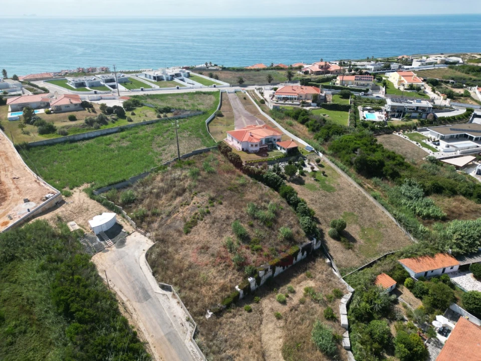 Terreno para Venda em Foz do Arelho Foto 1