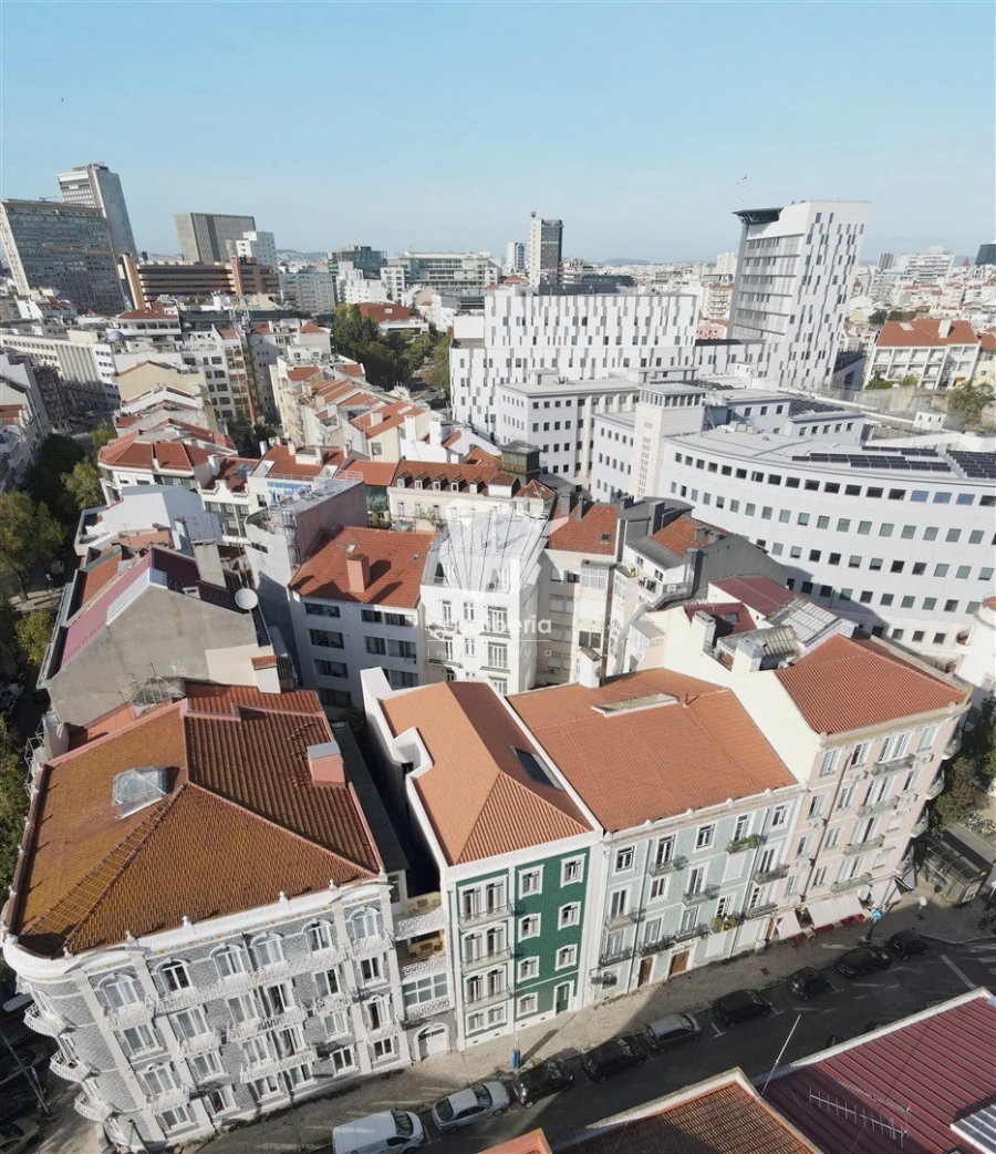 Apartamento T0 para Venda em Arroios Foto 7