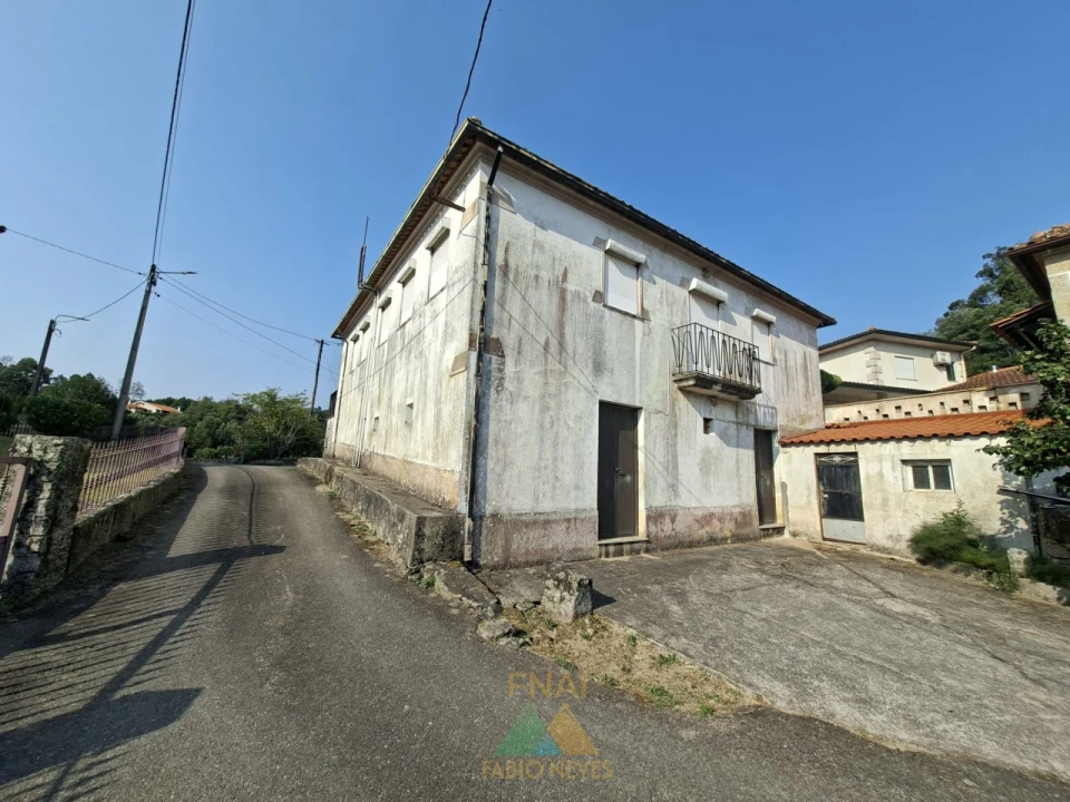 Moradia T2 para Venda em Aboim das Choças Foto 2
