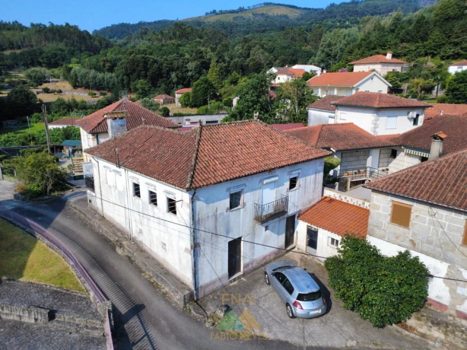 Moradia T2 para Venda em Aboim das Choças Foto 3