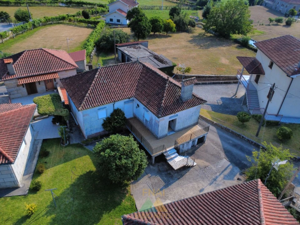 Moradia T2 para Venda em Aboim das Choças Foto 4