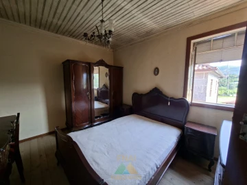 Moradia T2 para Venda em Aboim das Choças