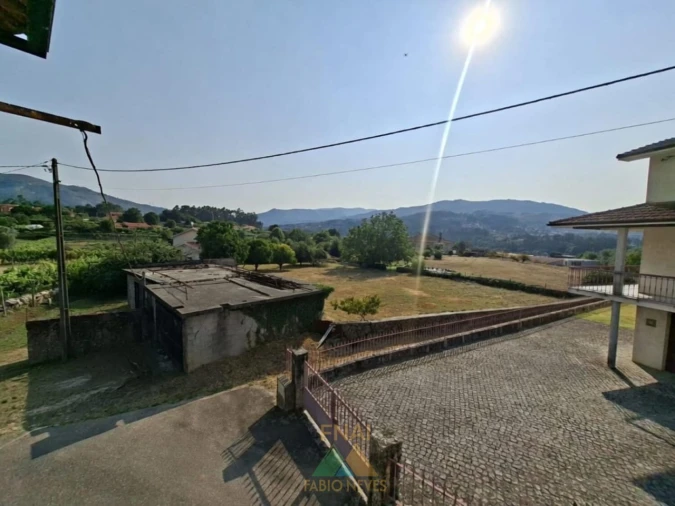 Moradia T2 para Venda em Aboim das Choças Foto 12