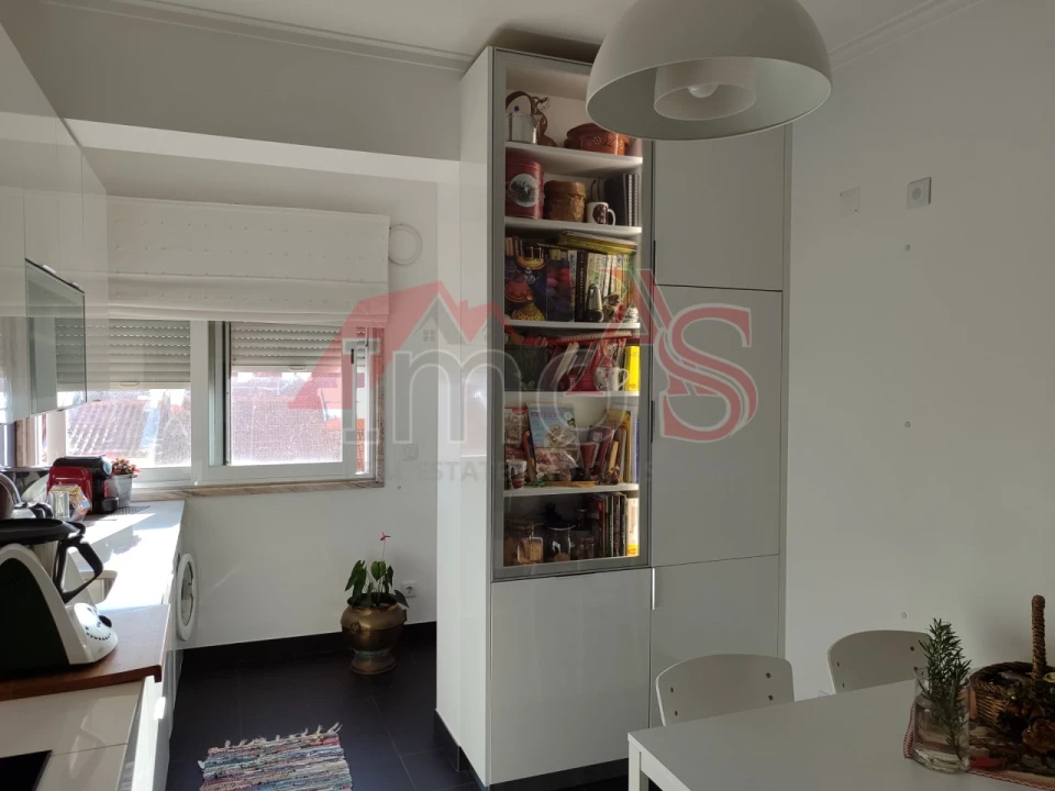 Apartamento T3 para Venda em Queluz e Belas Foto 12
