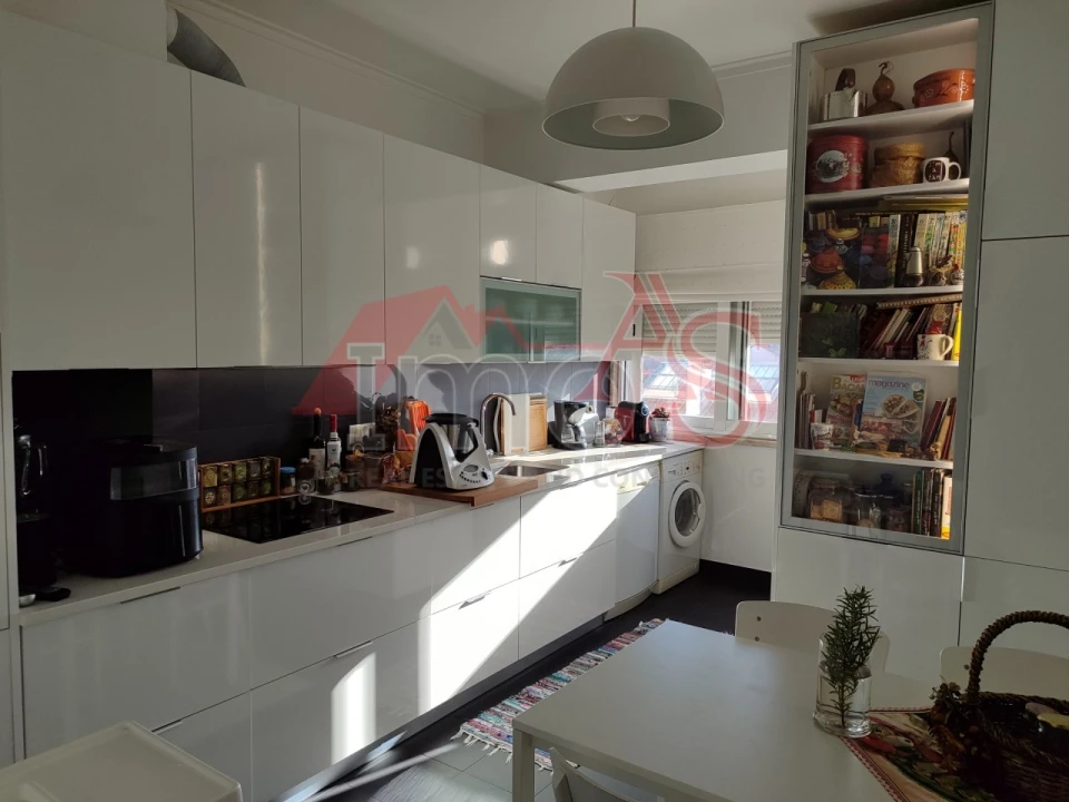 Apartamento T3 para Venda em Queluz e Belas Foto 11