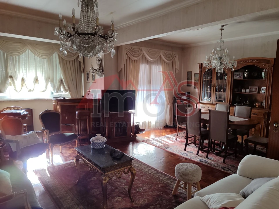 Apartamento T3 para Venda em Queluz e Belas Foto 9