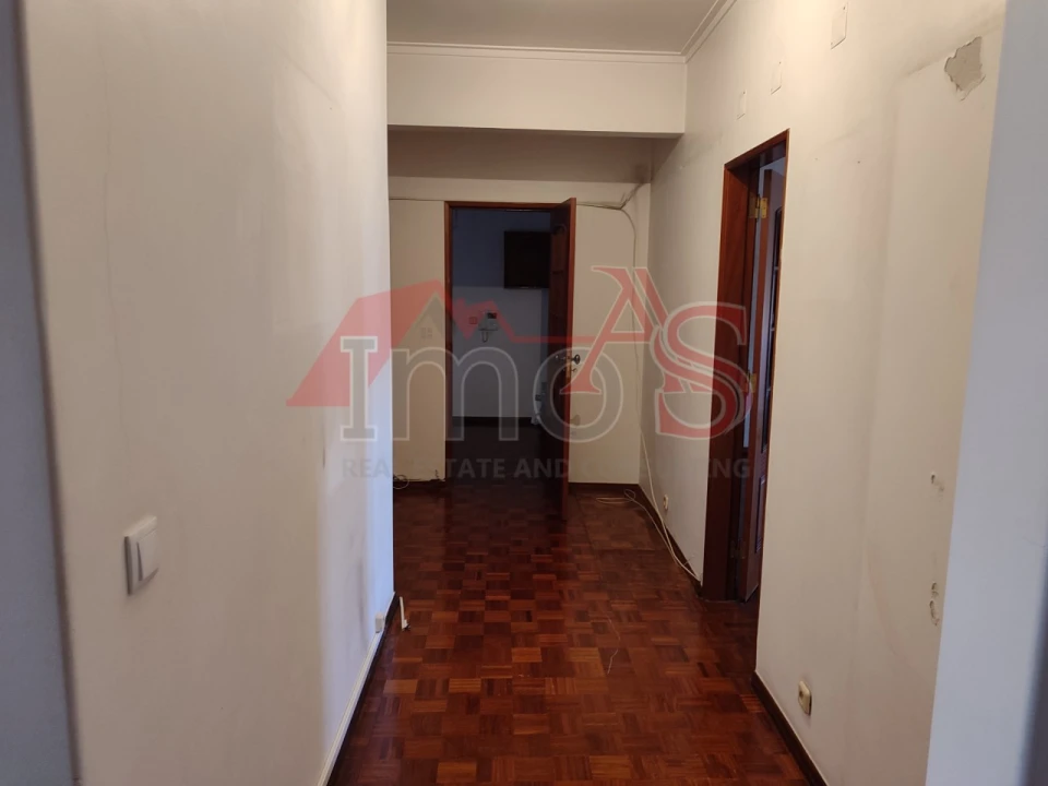 Apartamento T3 para Venda em Queluz e Belas Foto 31