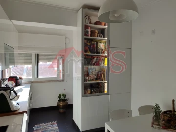 Apartamento T3 para Venda em Queluz e Belas