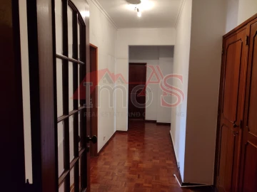Apartamento T3 para Venda em Queluz e Belas