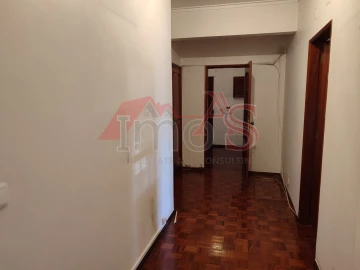 Apartamento T3 para Venda em Queluz e Belas